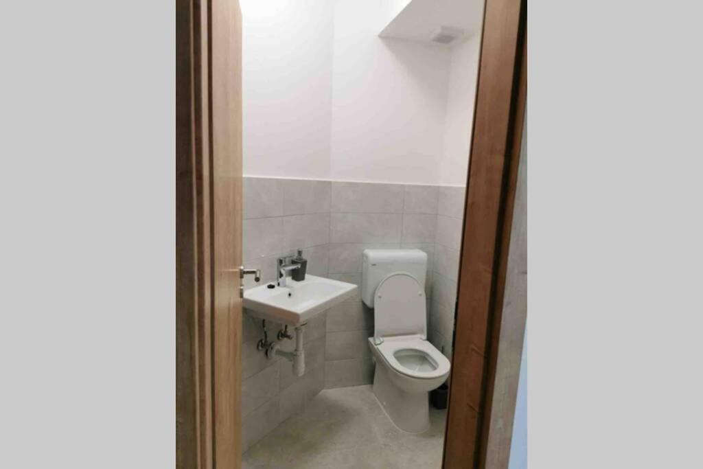 Deluxe Apartman “ Koromacna” Kneza المظهر الخارجي الصورة